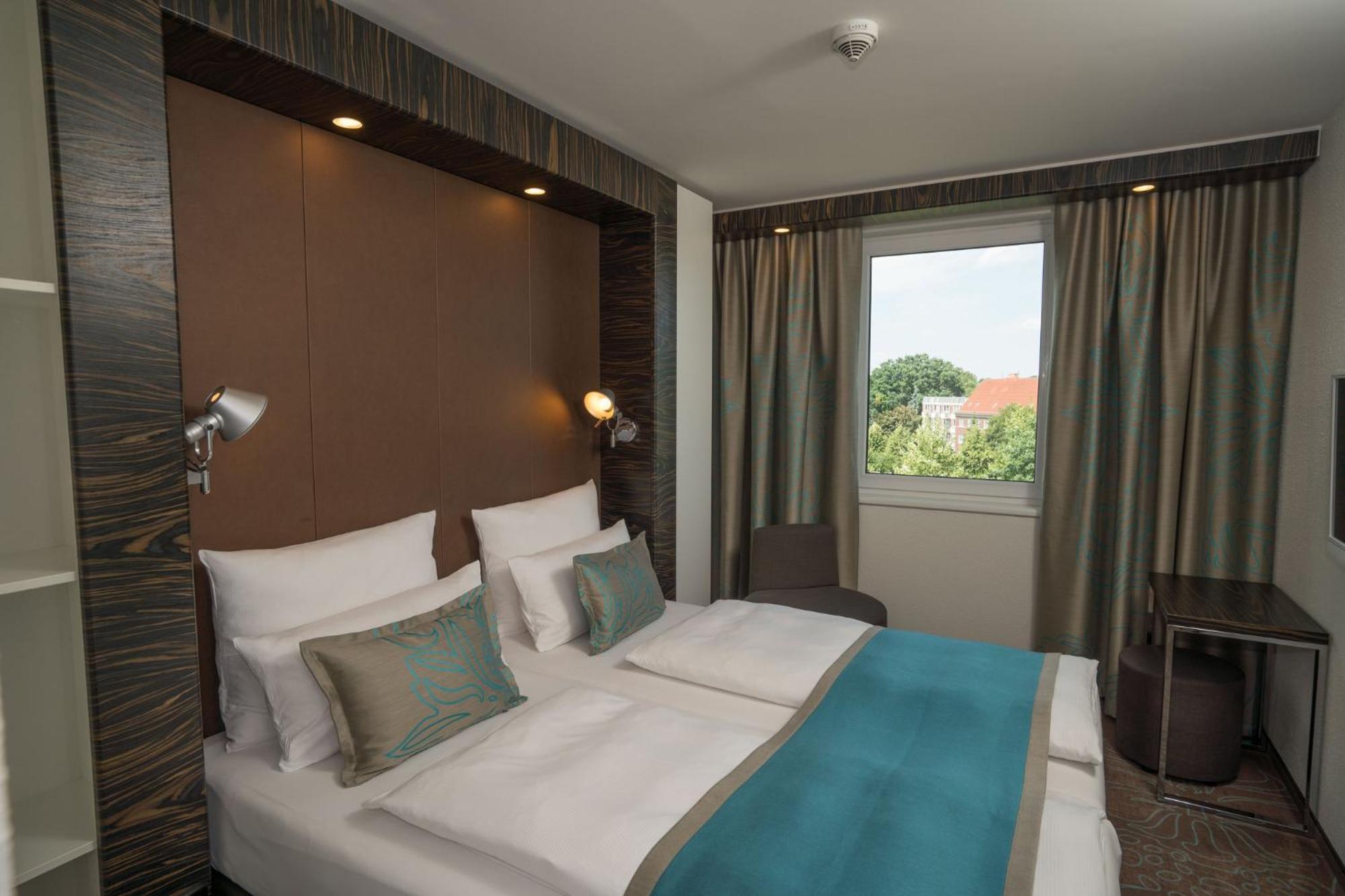 Motel One Hamburg Airport Екстер'єр фото